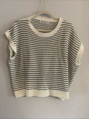 KNIT MIX Striped Sleeveless Crew Neck Top - Cream & Gray